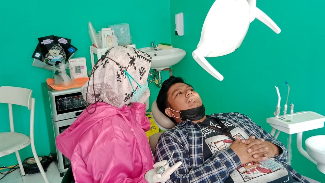 Konsultasi Pasang Behel